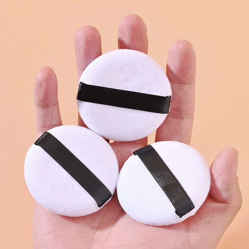 Wholesale Mini Round Velour Powder Puff with Ribbon Band – Compact Soft Flocked Makeup Sponge for Loose Setting Powder & Touch-Ups (Custom Private Label OEM/ODM)